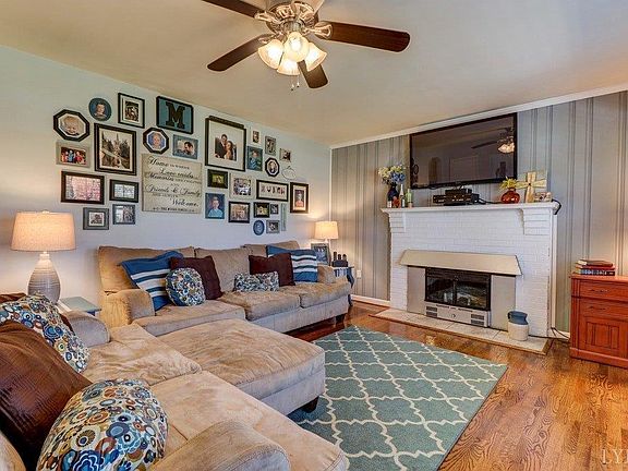 3rd image of 7107 Suncrest Dr