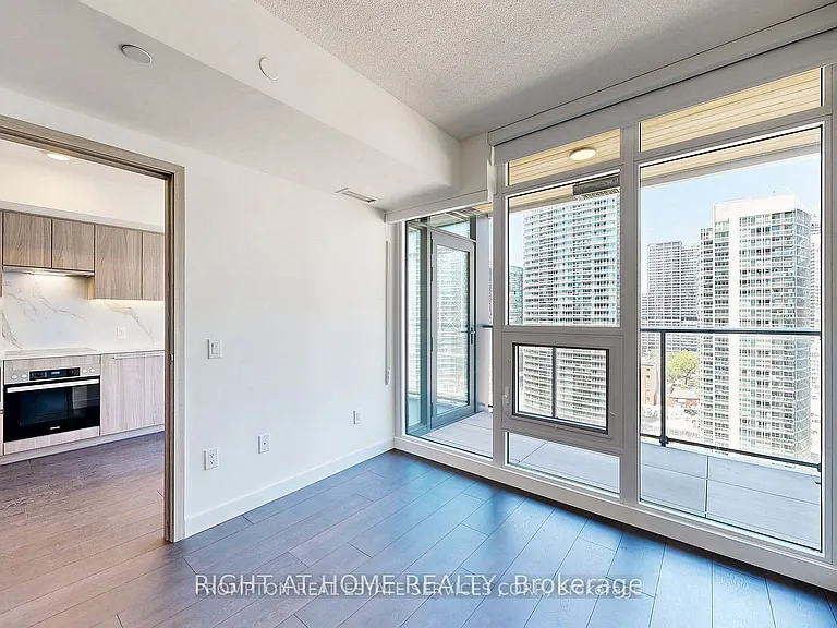 1 Concord Cityplace Way #2815 — Photo 10