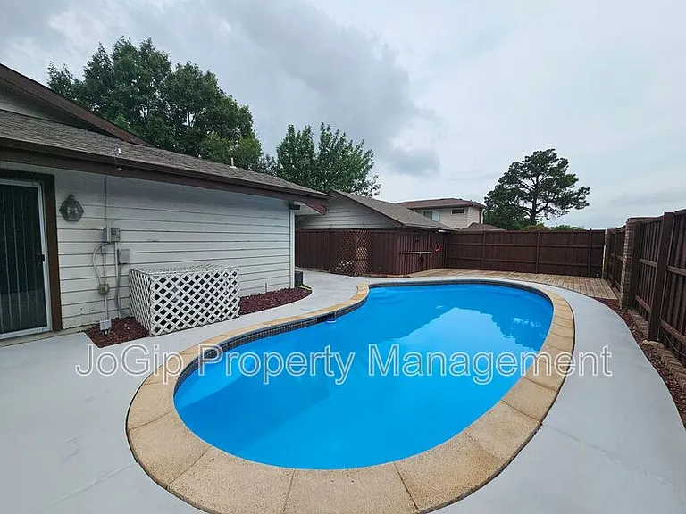 602 Prairie Dell St — Photo 25