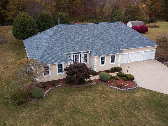2nd image of 13535C Whispering Pines Dr