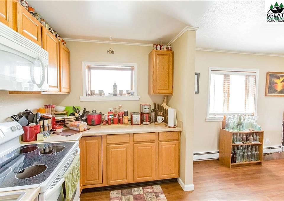 2nd image of 103 7th Ave APT 4