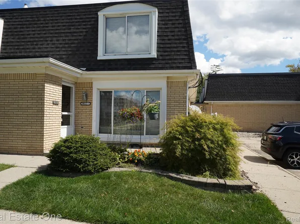 29612 City Center Dr APT 1, Warren, MI 48093