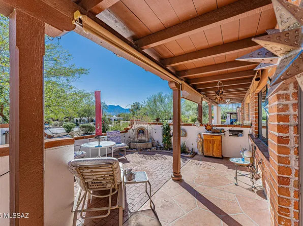 452 S La Canada Dr, Green Valley, AZ 85614