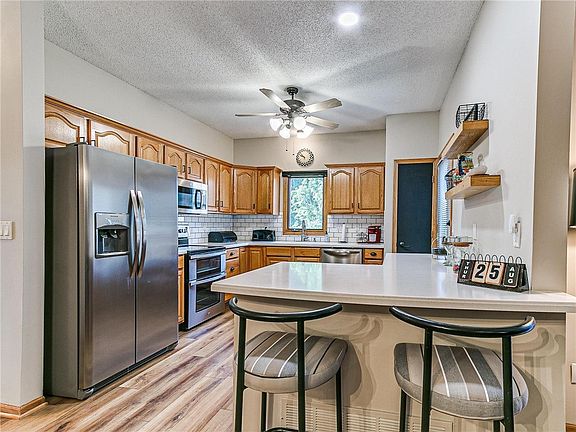 3rd image of 6767 NW 57th St