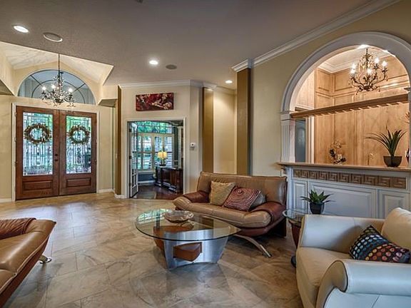4th image of 3396 Pinnacle Ct S