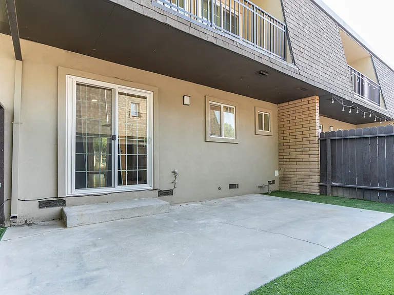 4938 Pasadena Ave — Photo 32