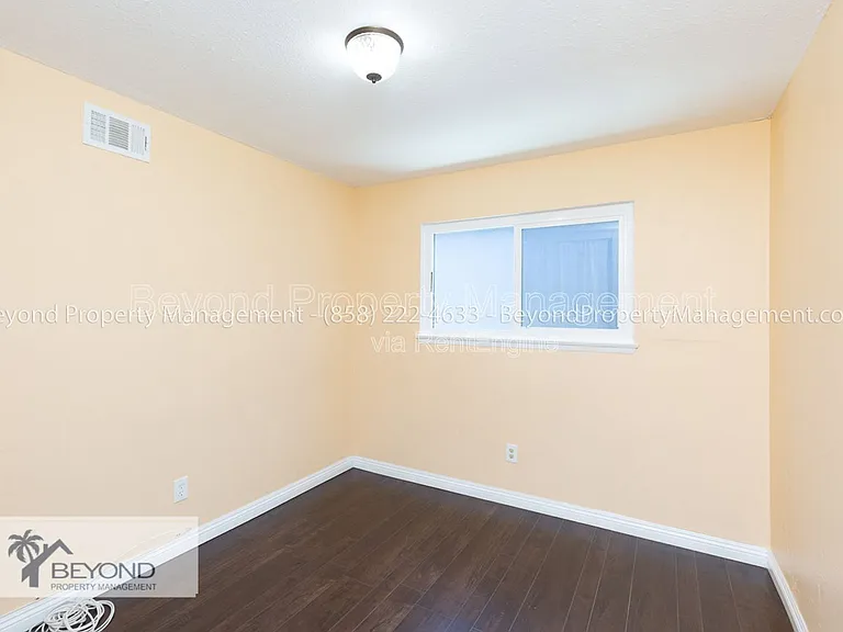 6522 Cheames Way — Photo 11
