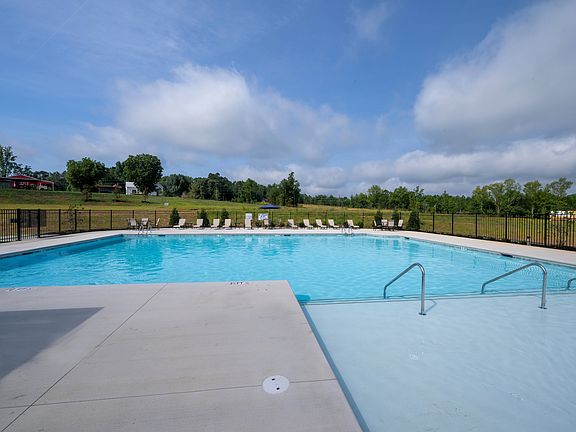Enjoy the fantastic amenities at Collier Ridge.