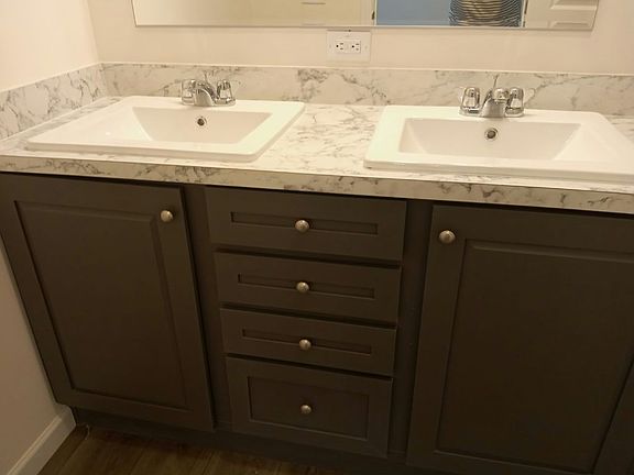 4th image of 10201 W Beaver St #15