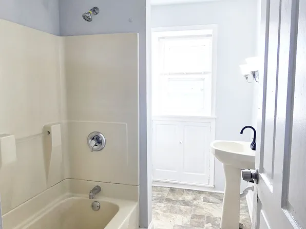 921 W Gordon St, Allentown, PA 18102
