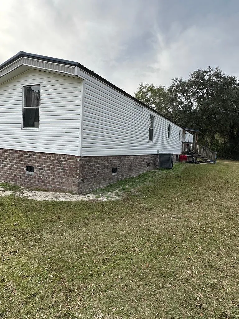 1921 Arthur Lawrence Dr — Photo 2