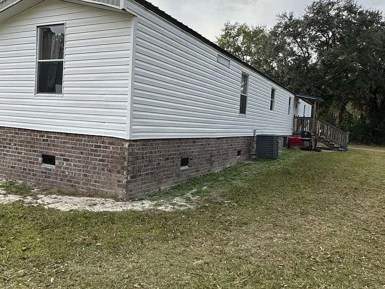 1921 Arthur Lawrence Dr — Photo 2