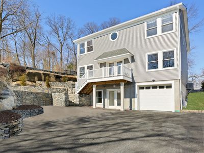 23 N Brook Rd, Larchmont, NY, 10538