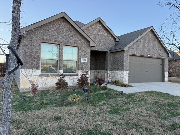 4th image of 1412 Chestnut Cove Dr