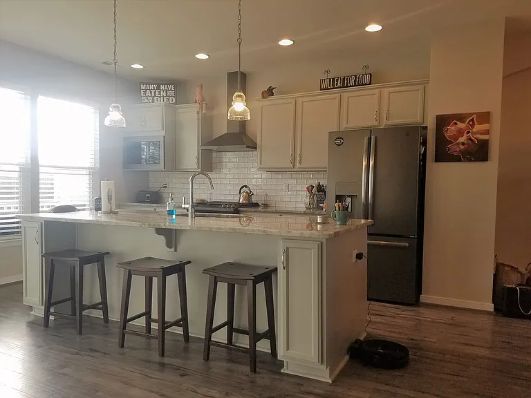 2228 Perennial Cir — Photo 9