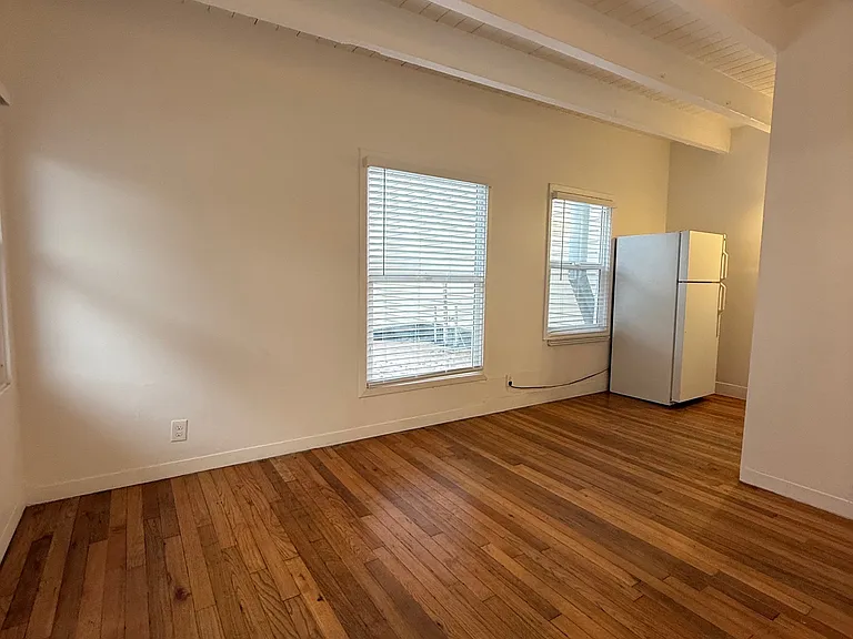 1552 Great Hwy #45 — Photo 6
