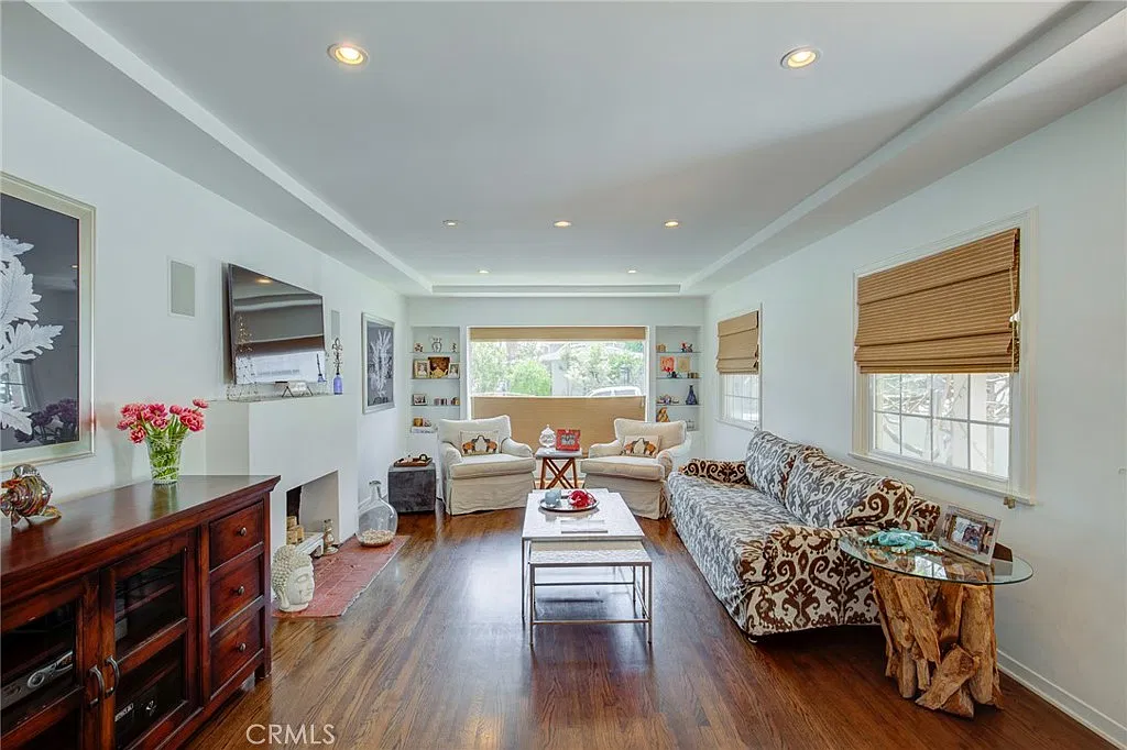 4 bed, 2750 sqft, $15,000 — Photo 4