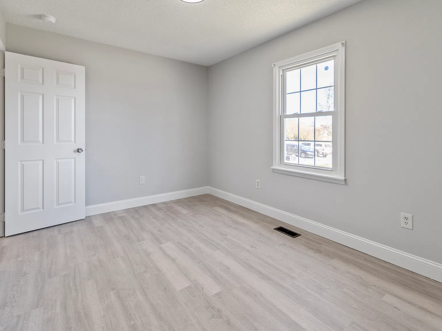 2 bed, 751 sqft, $1,250 — Photo 4