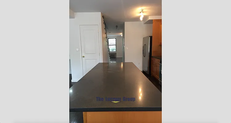 Rented by Lucrum Group | media 21