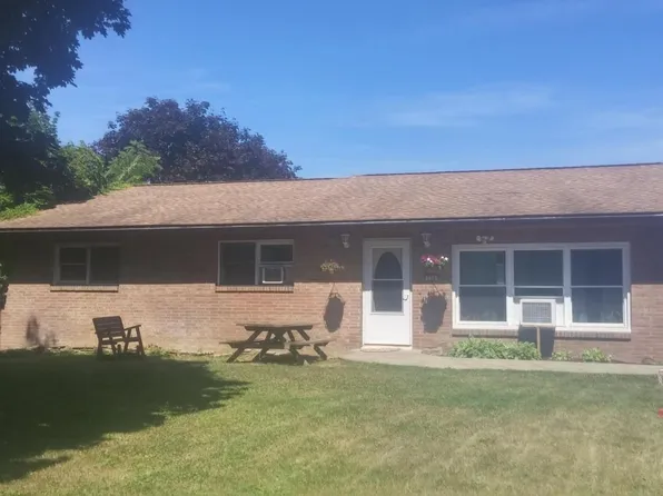 126 Woodward Ave, Lock Haven, PA 17745