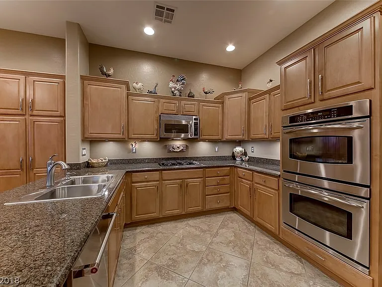 1160 Palmetto Bay Dr — Photo 28