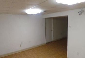 3rd image of 6045 Grimshaw Ave