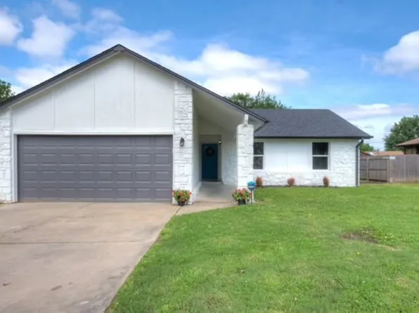 3900 S Sycamore Ave, Broken Arrow, OK 74011