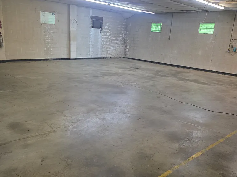 812 S Kentucky Ave #GARAGE AND OFFICE SP — Photo 3