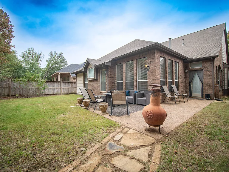1580 Bonham Pkwy — Photo 36