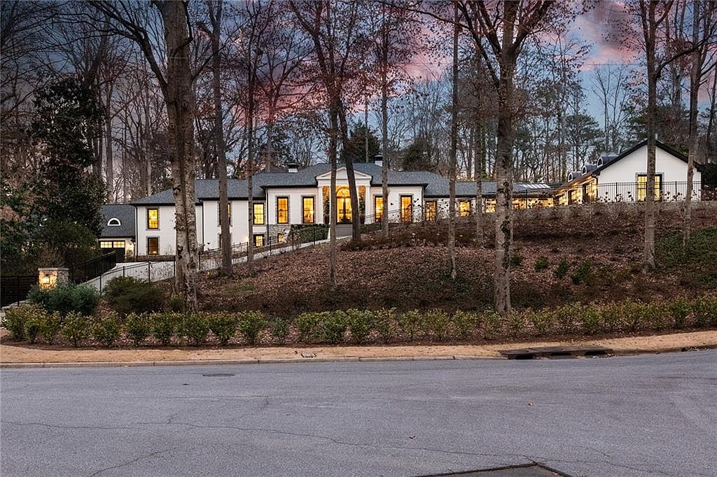 3565 Haddon Hall Rd NW, Atlanta, GA 30327 MLS 7233196 Zillow