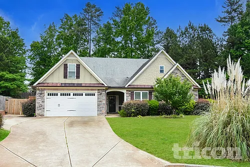 87 Thomas Place Dr Photo 1