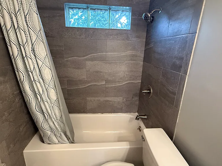 835 E Long Lake Rd — Photo 27