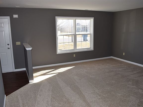 2nd image of 3686 Fieldstone Chase