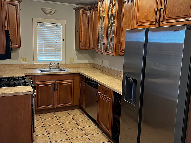 4435 Holly St — Photo 7