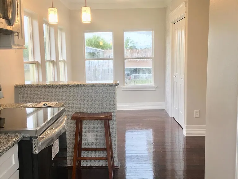 12430 Pecan Ct #B — Photo 3