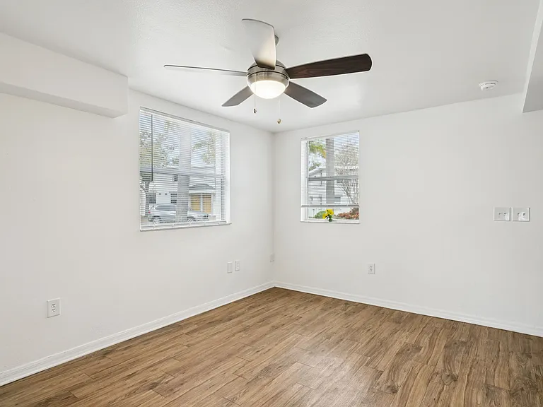 Palmetto on West — Photo 18