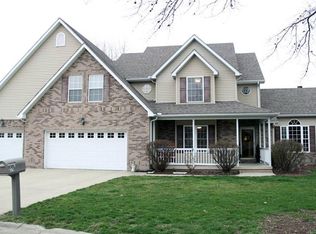 27 Mayflower Ct, Terre Haute, IN 47803