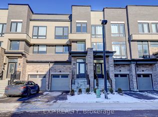 756 Heathrow Path, Oshawa, ON L1K 3C1