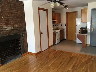 Rented by Peter Meskouris LREB