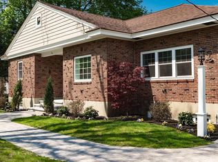 84 Salem St, Andover, MA 01810