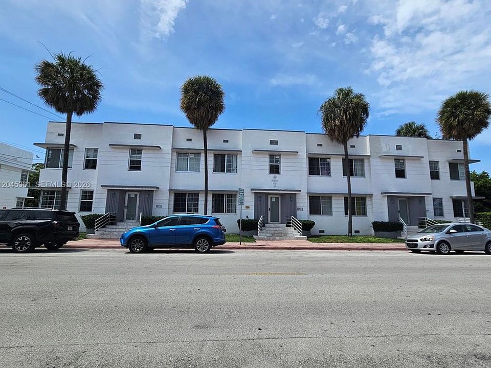 1st image of 801 8th St #20