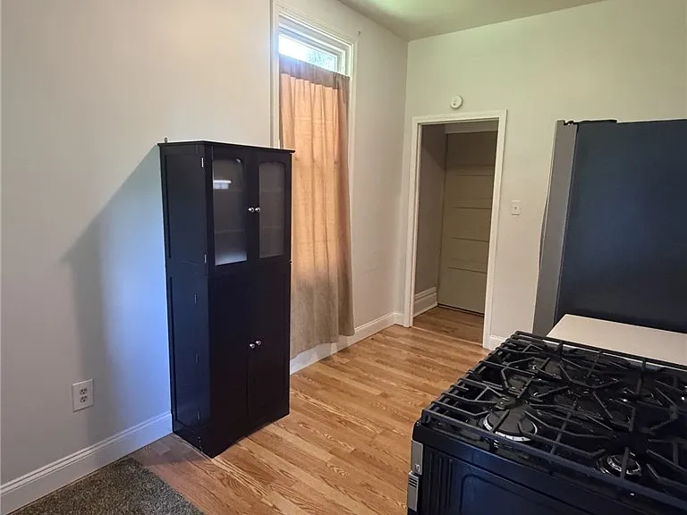 1214 Goe Ave — Photo 20