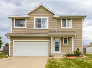 820 SE Harper Dr, Waukee, IA 50263