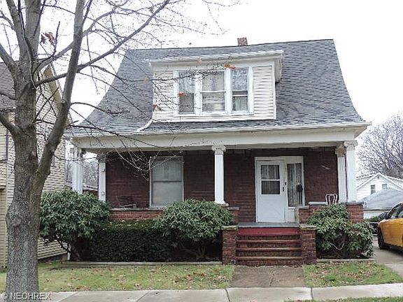 2nd image of 688 E 7th St