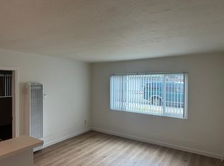 240 S Weitzel St #A, Oceanside, CA 92054
