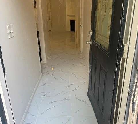 2nd image of 3490 Kingswood Trl