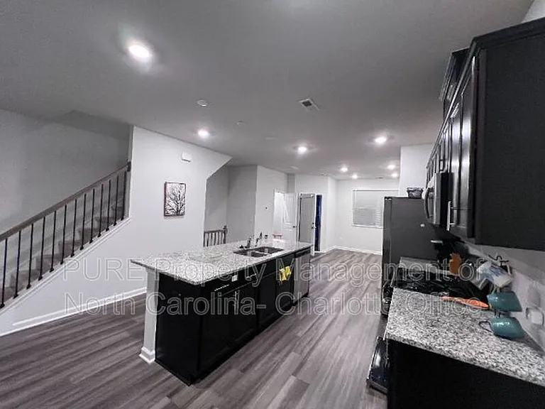 4945 Southern Magnolia Dr — Photo 6