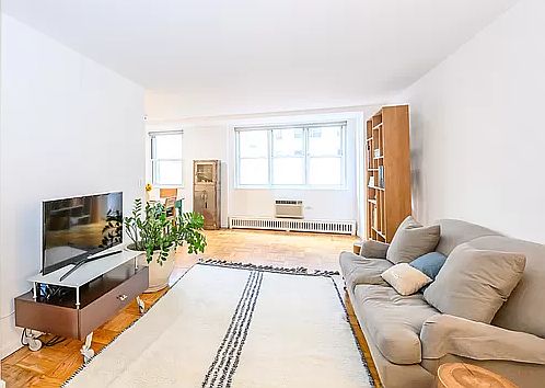 1st image of 63 E 9th St APT 3K