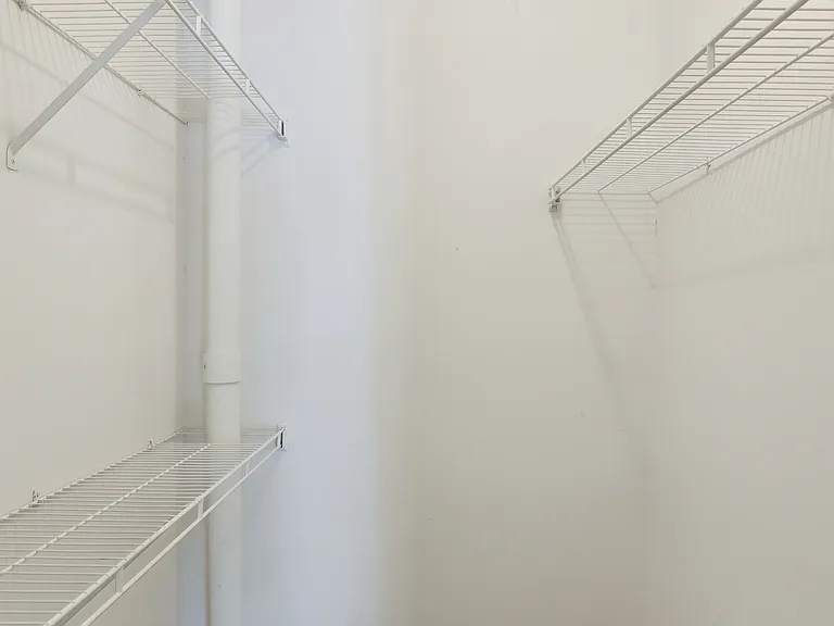 Overlook Apartments — Photo 25