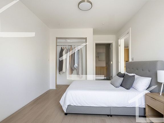 2nd image of 1053 Commonwealth Ave #504